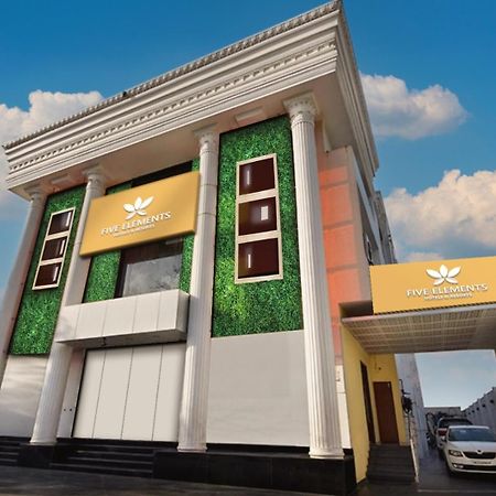 فندق نورث أفينو باي سبري نيودلهي المظهر الخارجي الصورة